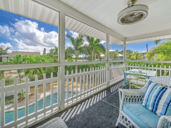 Anna Maria 4 Bedroom Pool House Walk to Beach